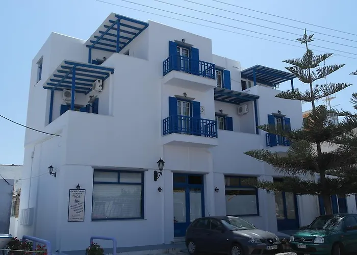 Noe Rooms