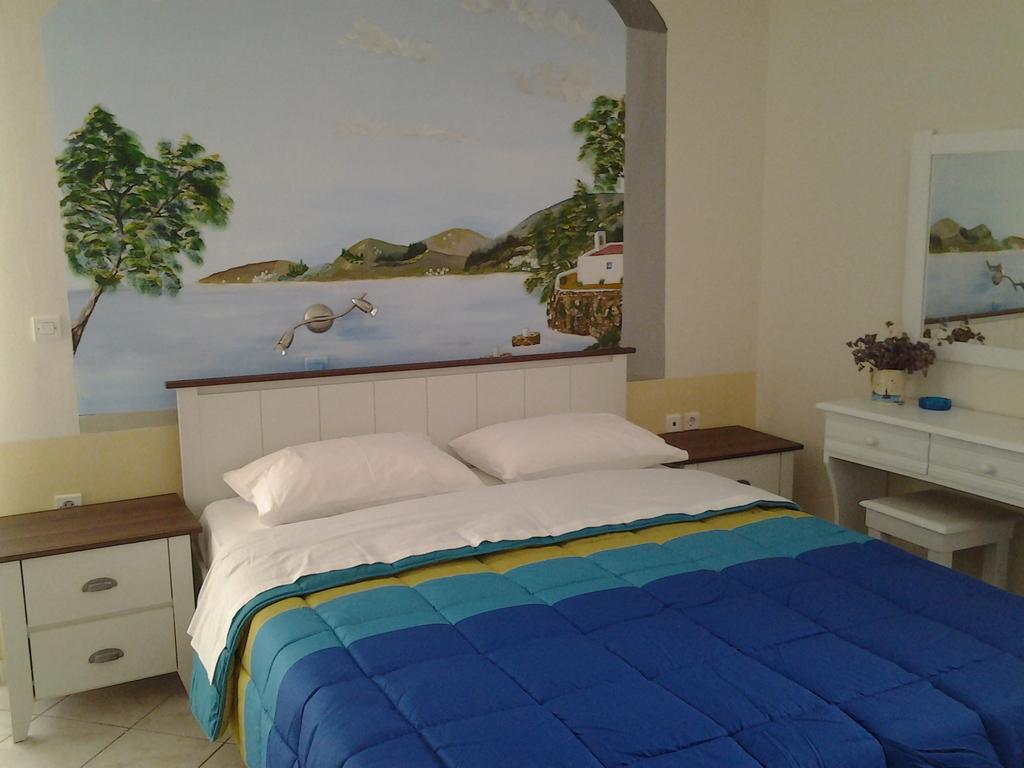 Noe * Tinos